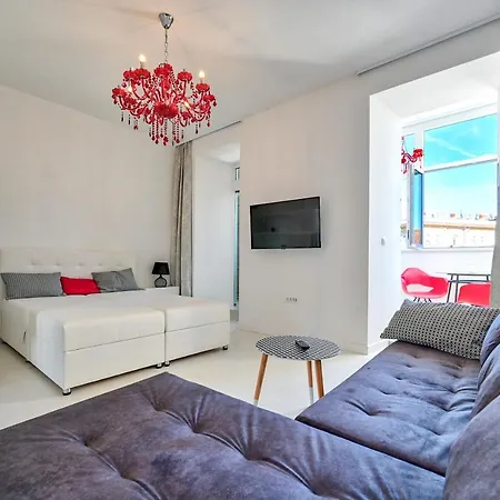 Collins Amethyst Center *