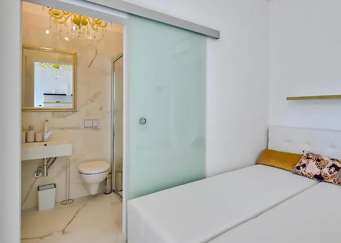 דירה Collins Amethyst Center