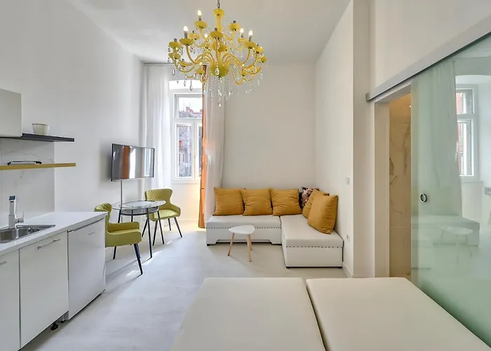 דירה Collins Amethyst Center *